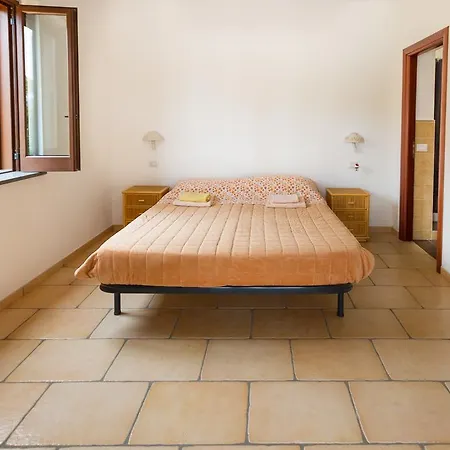 Casa Schmidt Oda ve Kahvaltı Vulcano (Isola)