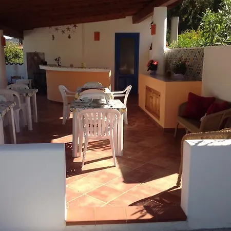 Casa Schmidt فندق مبيت وإفطار فولكانو